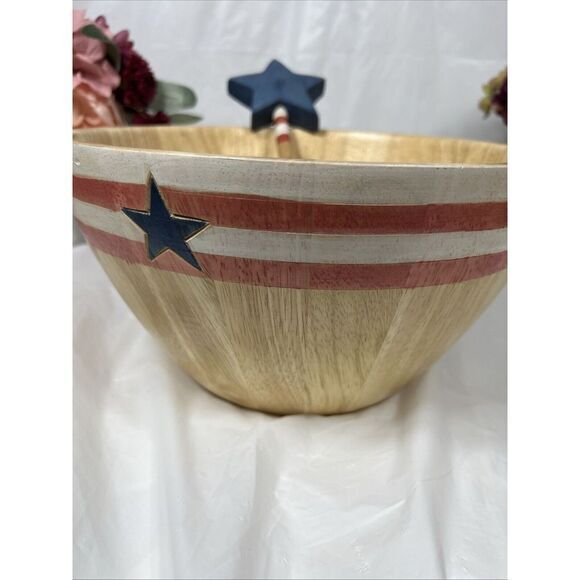 **Vintage CLAY ART LARGE SALAD FRUIT BOWL WOOD STARS RED WHITE BLUE HAND PAINTED - Picture 5 of 13